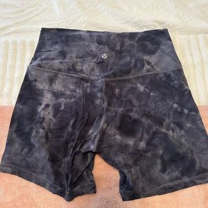 lululemon align short 6”